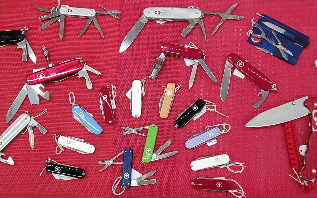 Retrouvez de nombreux couteaux VICTORINOX chez ALEX